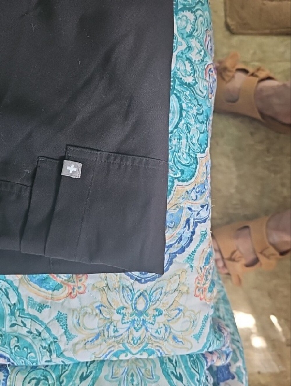 Figs Black Straight-Leg Scrub Pants Size  M /S Two Back Pockets And Side Pocket - Picture 4 of 9
